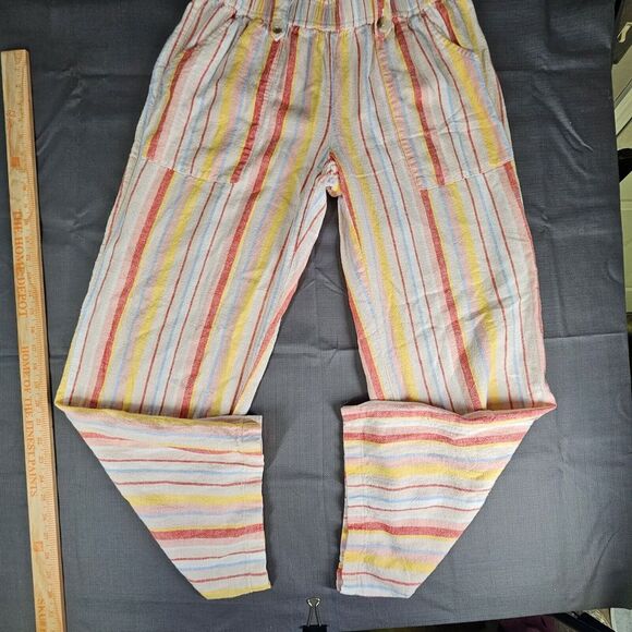 SO Striped Capri Elastic Waistband Front And Back Pockets Pants. Size Large - Picture 1 of 9